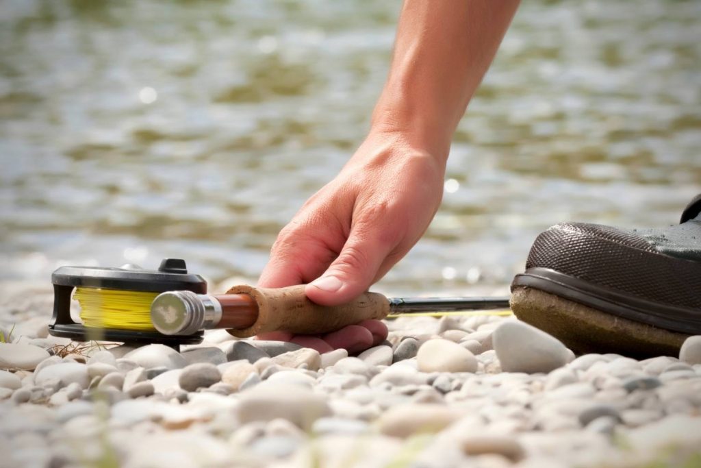 fly reel weight