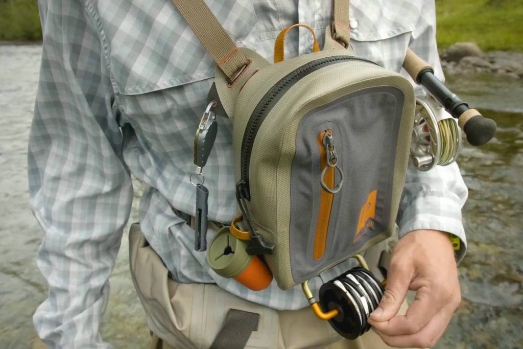 fishpond thunderhead chest pack